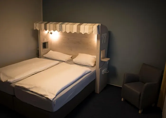 Hotel Am Friesenstrand 3*